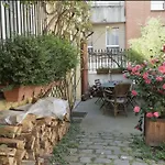 Maison Sur Cour